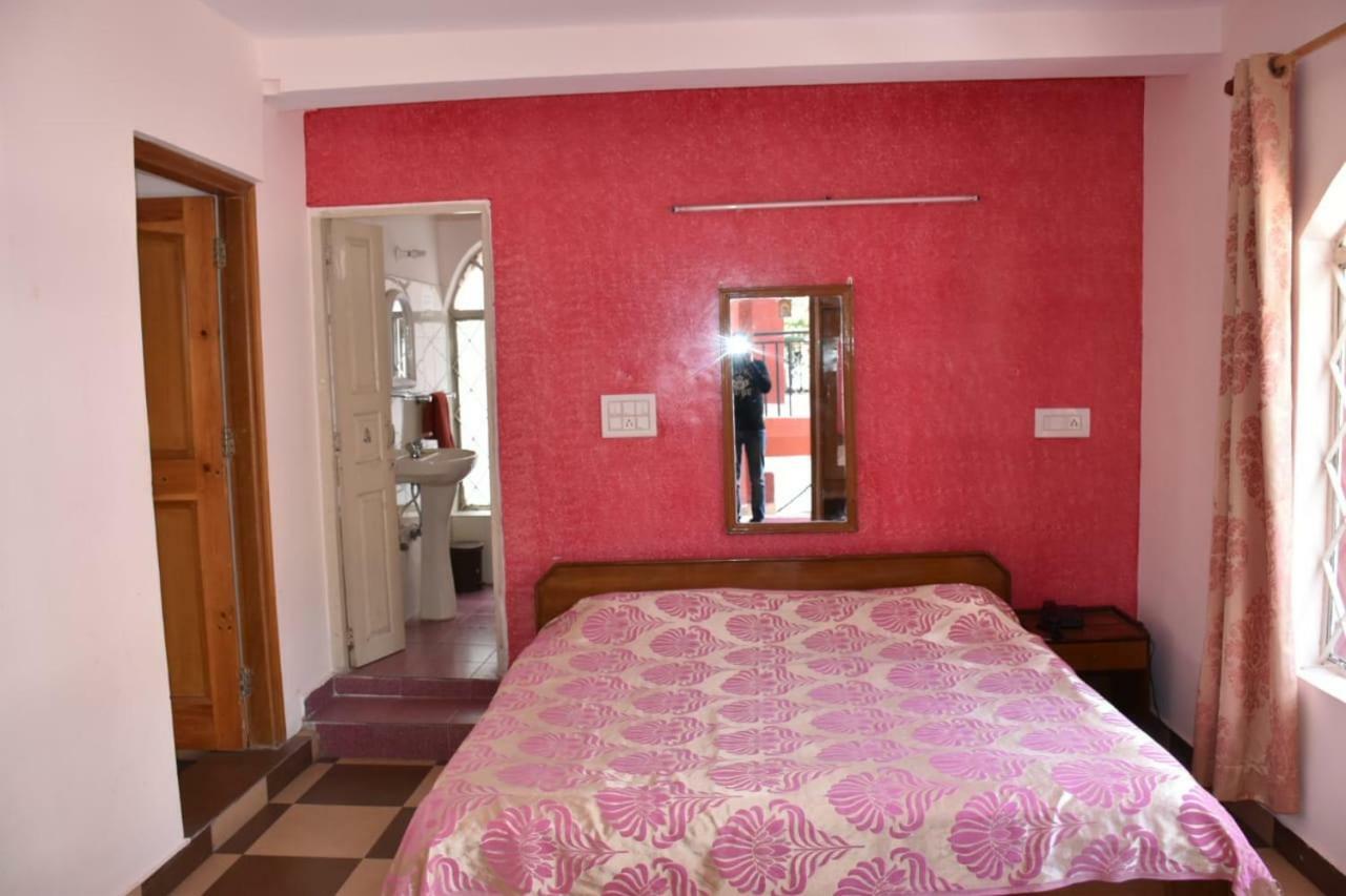 Hotel Misty Woods à Dharamshala Extérieur photo