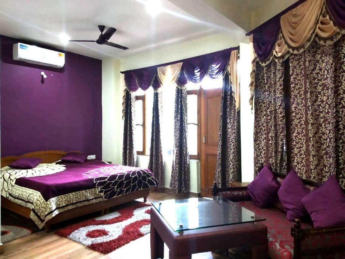 Hotel Misty Woods à Dharamshala Extérieur photo